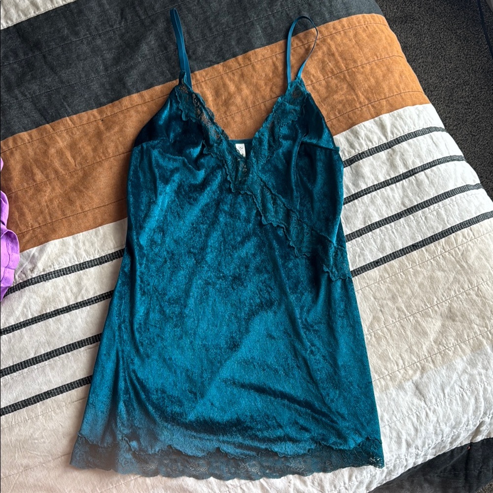 Gilligan & O'Malley Deep Teal Velvet Nightie
